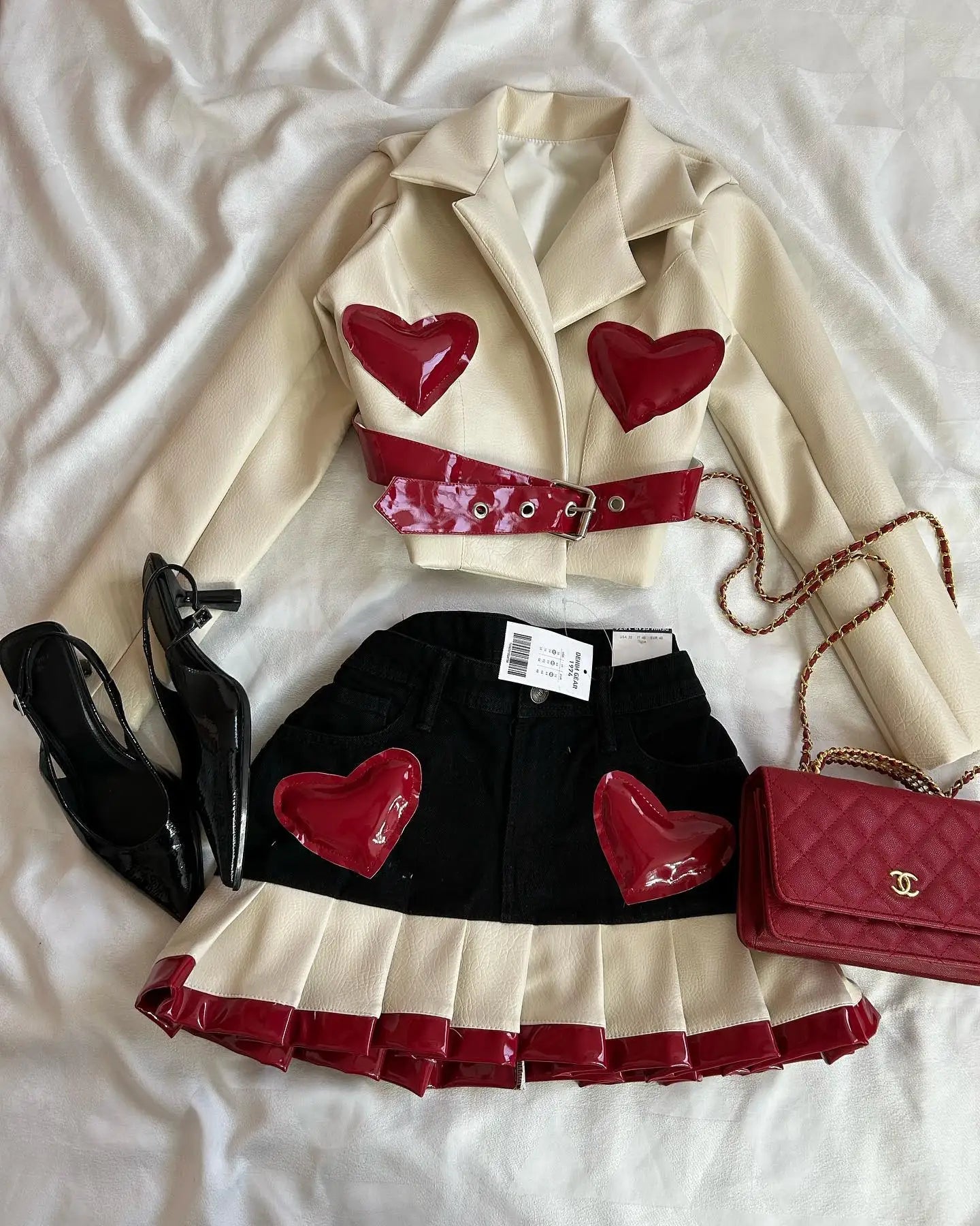 Y2K Womens Street Clothing Heart shaped Leather Clothing Two Punk Jacket Cut Denim Patchwork Retro Pleated Mini Skirt Jacket Set