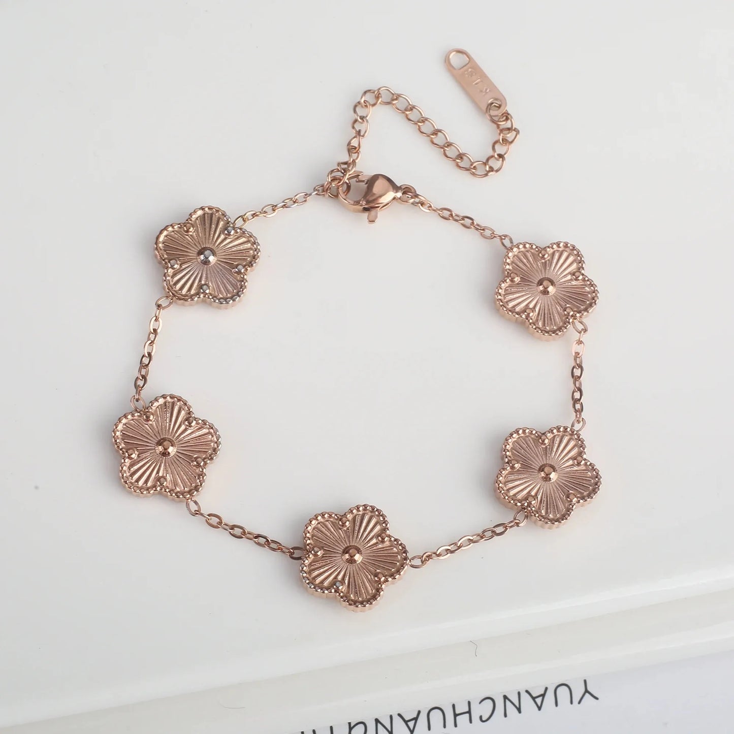 Color jewelry clover stainless steel new plant five-leaf flower bracelet hot jewelry jewelry gifts for women