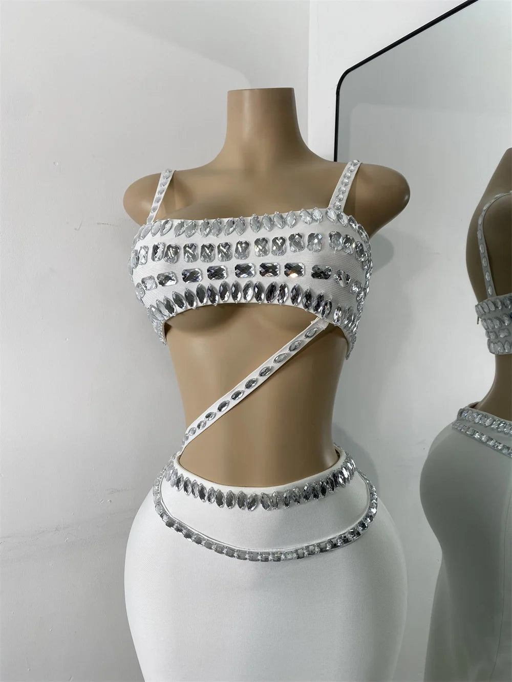 Luxury Crystal Diamonds Top Skirt Two Pieces Women's Bandage Sets White Black Knitted Celebrity Evening Birthday Party Outfit