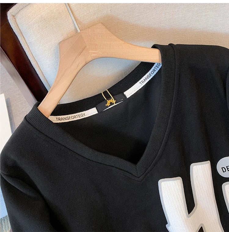 Plus-size women's Fall/Winter Casual commute loose and comfortable hoodie cartoon print purple green V-neck long sleeve top big