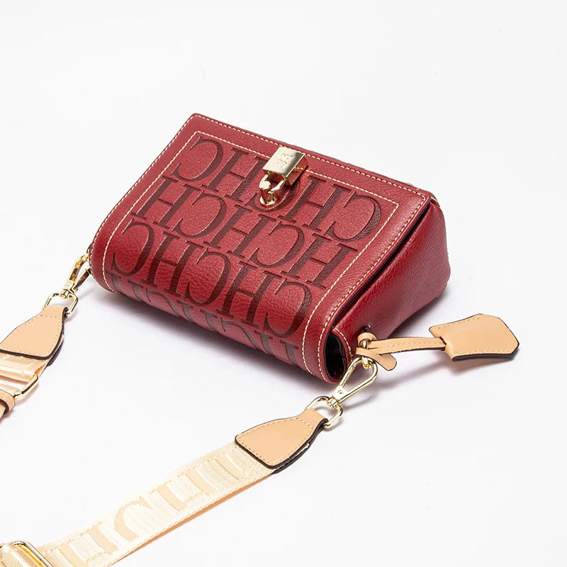 Fashionable Classic Light Luxury Design Exquisite Craftsmanship Women's New Shoulder Bag Letter PU Material Crossbody Bag