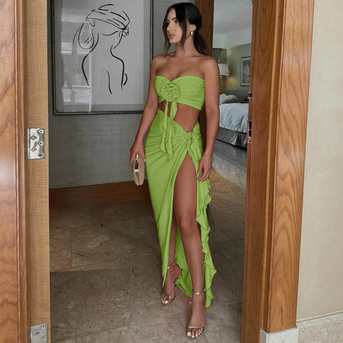Hugcitar Fashion 2 Pcs Sets Strapless Tie Flower Draped Sexy Crop Tank Top Slit Tassel Maxi Skirt Women Outfit Festival Party