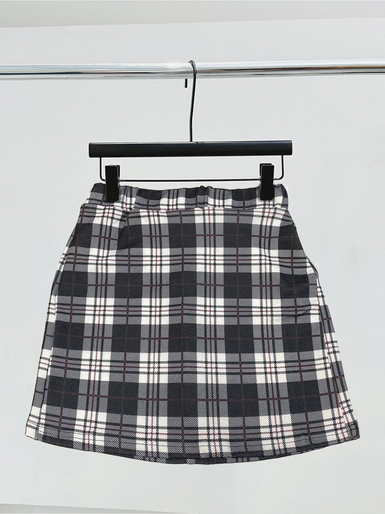 Qianniao style elegant elastic waist half skirt, hip hugging high waist short skirt