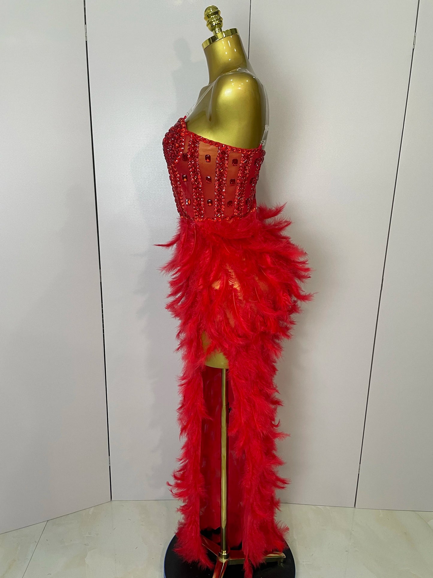 Stock 2025 Women Sexy Sparkly Rhinestone Mesh Feather Long Dress Elegant Evening Party Celebrate Birthday Performance Costume