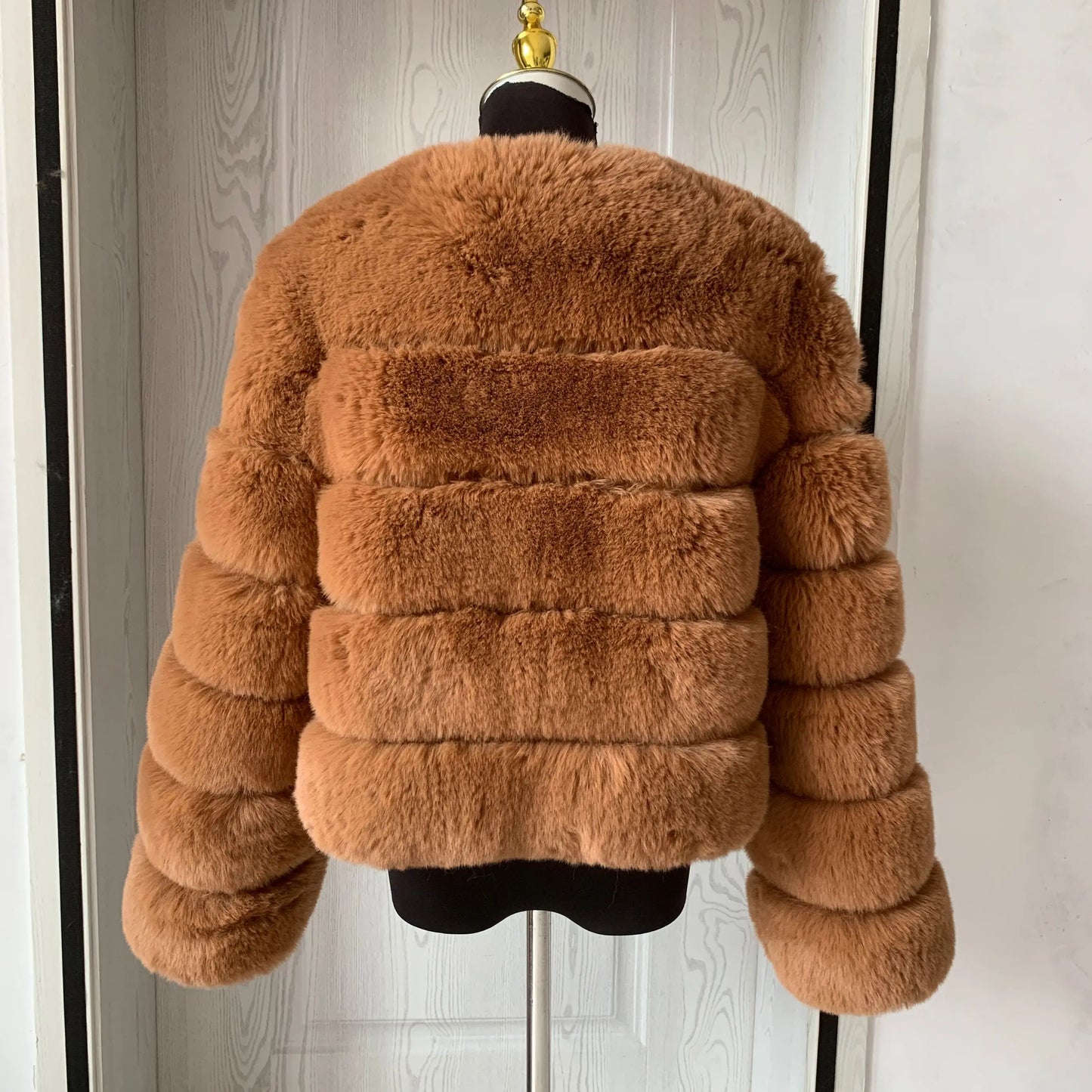 Damenmode Kunstpelzmantel superheiß Herbst Winter Damen kurze Kunstfuchsjacke flauschig hohe Qualität 7XL Damen Pelzmäntel