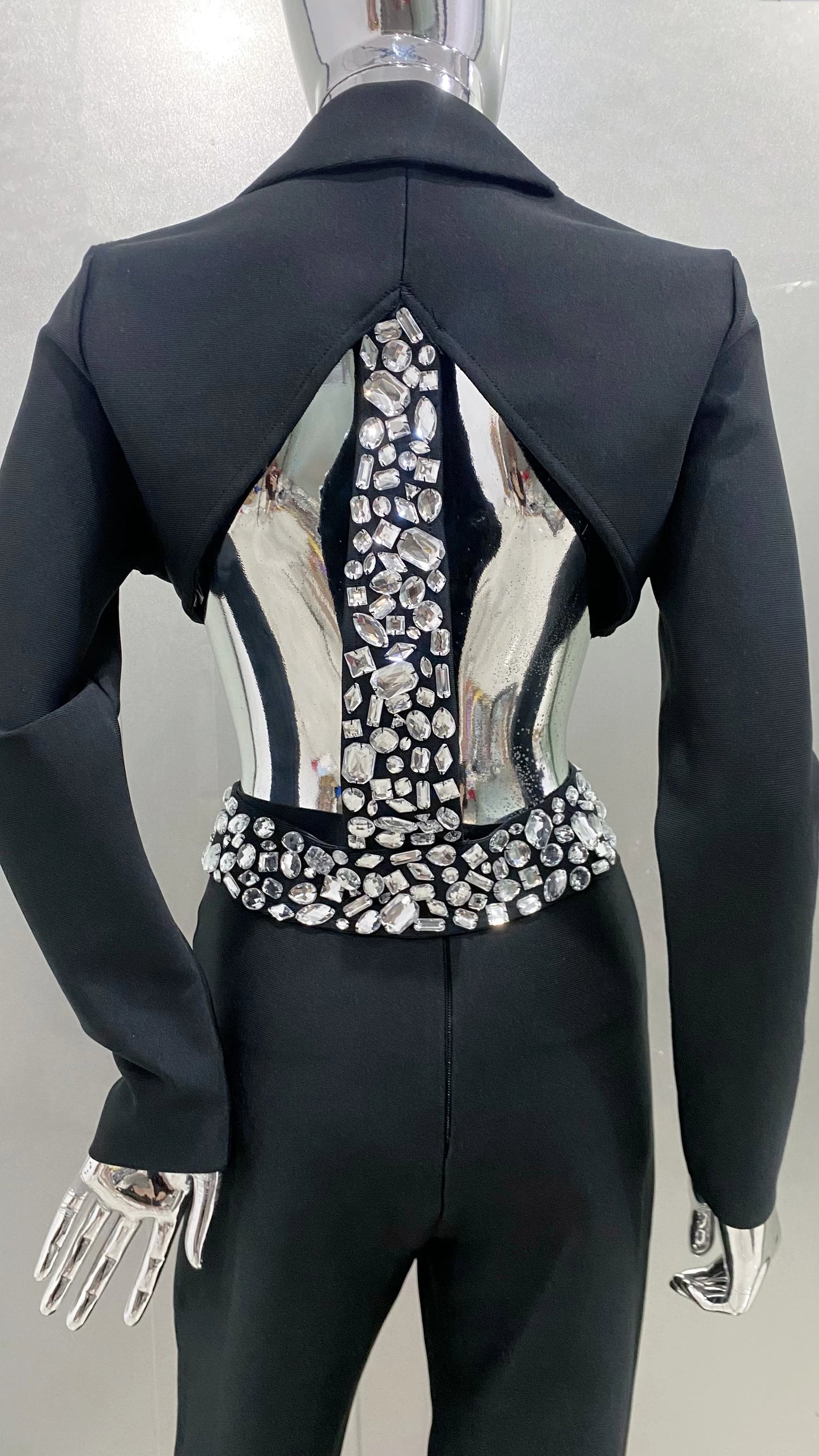 2024 New Arrival Black White Women Long Sleeve Sexy V-Neck Bodycon Bandage Set Shinning Crystal Nightclub Party Women's Set