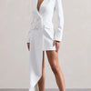 Yeezzi 2025 New Urban Female Black White High-low Notched Collar Blazer Office Ladies Fashion Buttoned Pocket Commute Outerwears