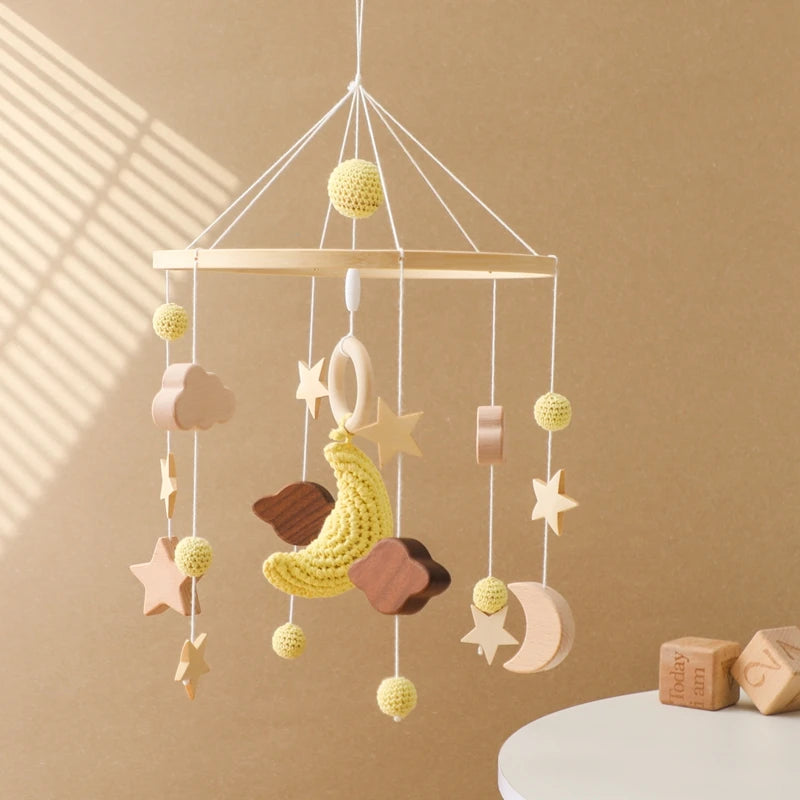 Crib Mobile Bed Bell Wooden Baby Rattles Soft Felt Cartoon Animal Bed Bell Newborn Music Box Hanging Toy Crib Bracket Baby Gifts