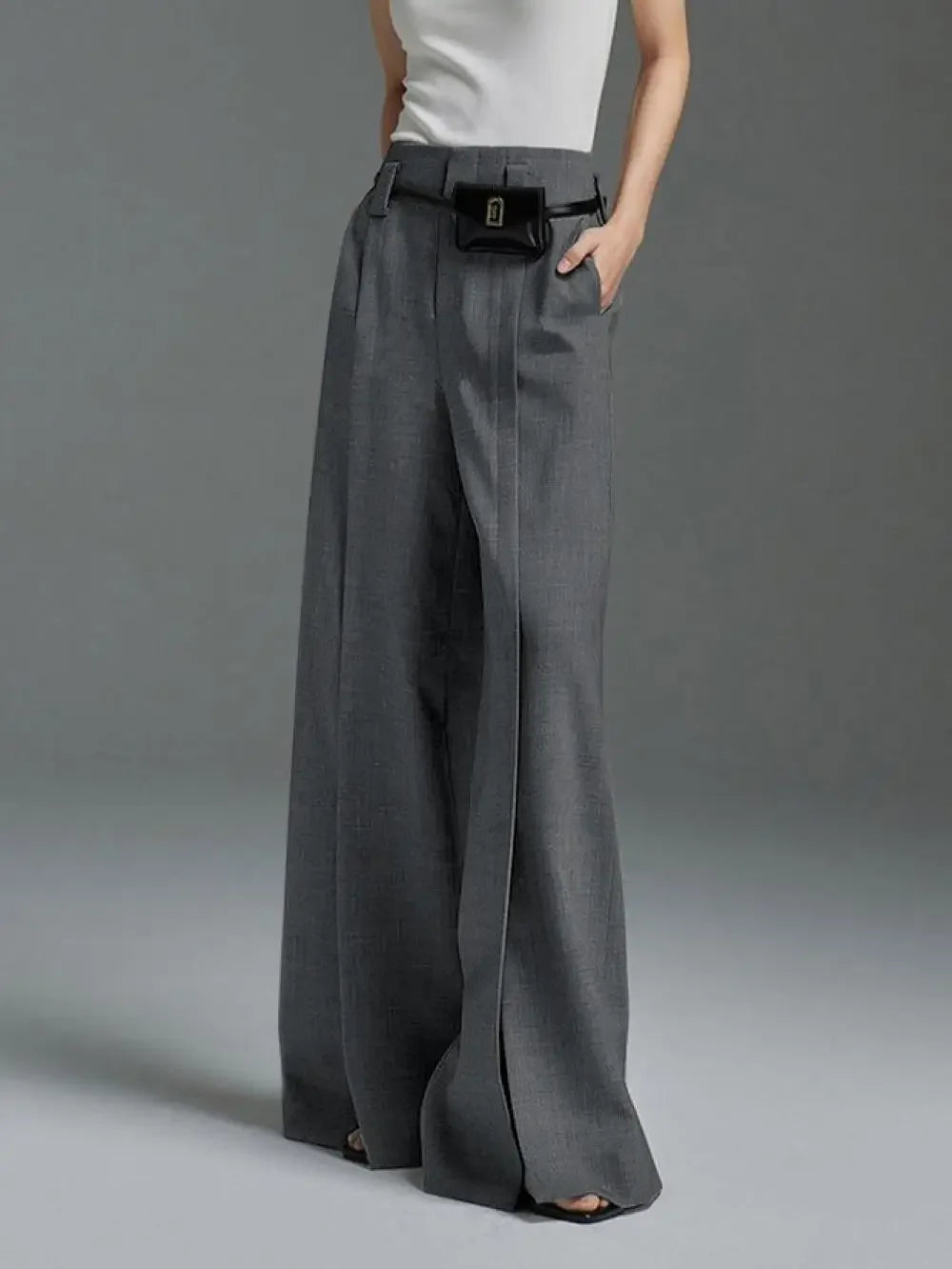 Yeezzi Urban Female Suit Pants 2025 New Fashion Black White Color Loose Straight Pant High-Waisted Pleated Split-Front Trousers