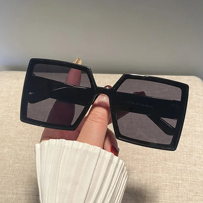New Vintage Large Frame Sunglasses Women's Brand Designer Square Sun Glasses Women Travel Fashion Eyewear UV400 Gafas De Sol