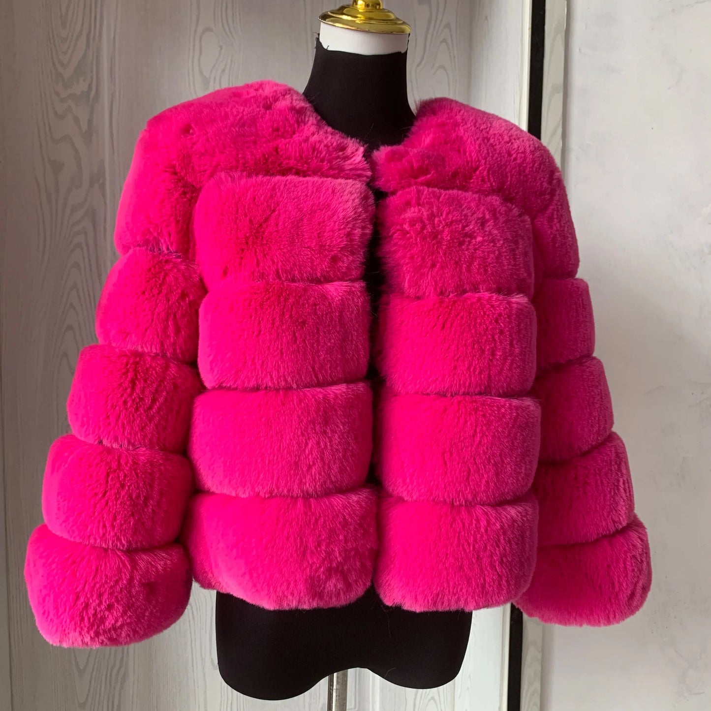 Damenmode Kunstpelzmantel superheiß Herbst Winter Damen kurze Kunstfuchsjacke flauschig hohe Qualität 7XL Damen Pelzmäntel