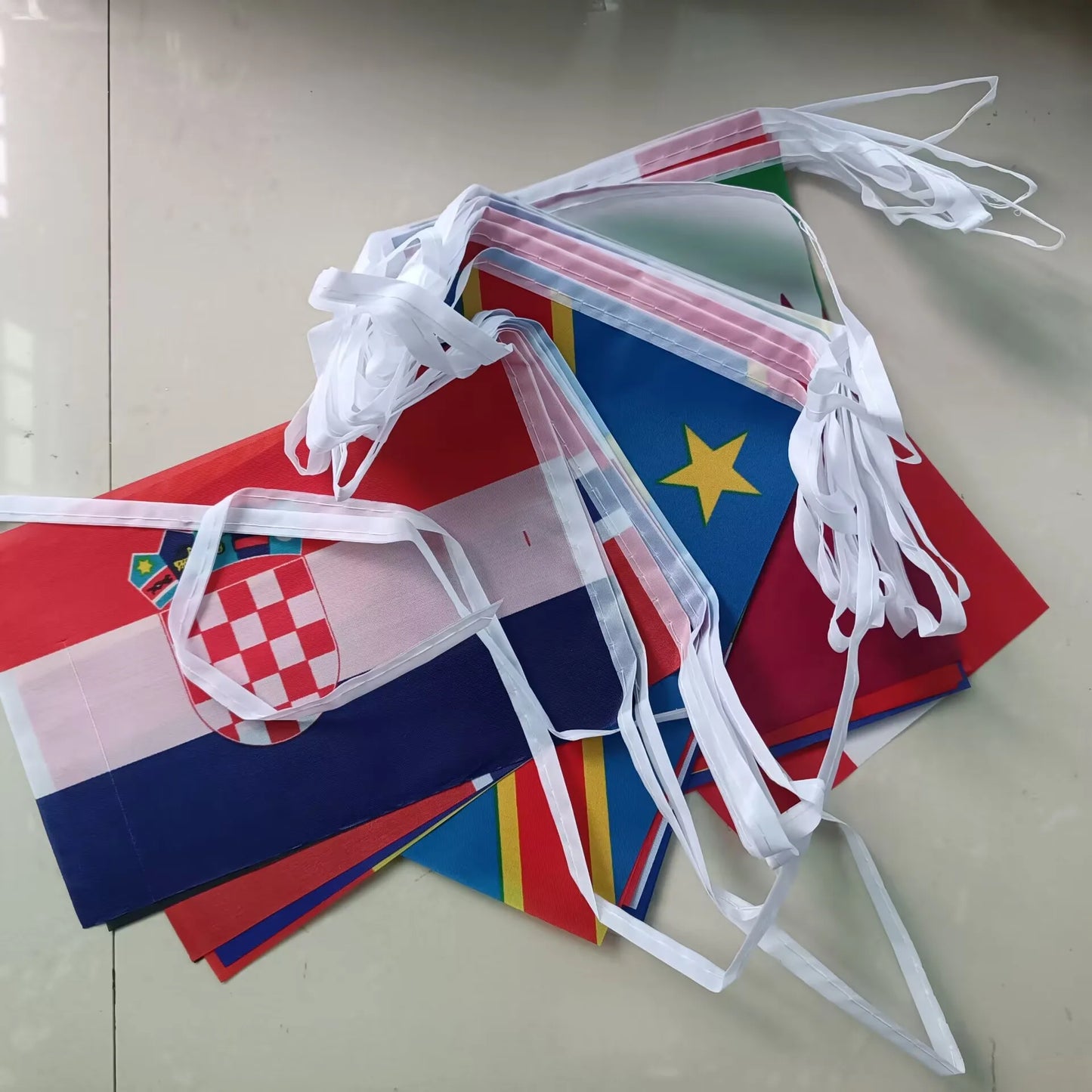 2026 14x21cm   48pcs  Country Flag NEW Football  Countries Flag Bunting National String Banner Event Garlands decoration