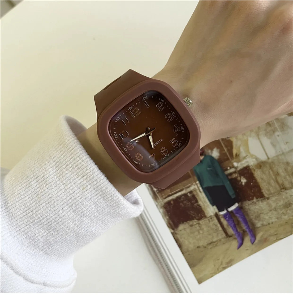Fashion Women Watches Squartz Dial Watch Women Luxury Ladies Quartz Wristwatches Silicone Female Clock