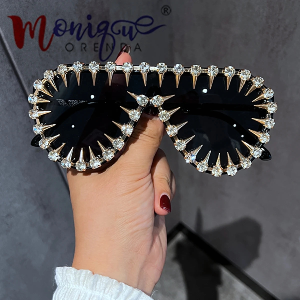 Sunglasses Women Luxury Brand Designer Punk Rhinestones One Piece Sun Glasses Men Hip Hop Shades Eyewear Oculos De Sol