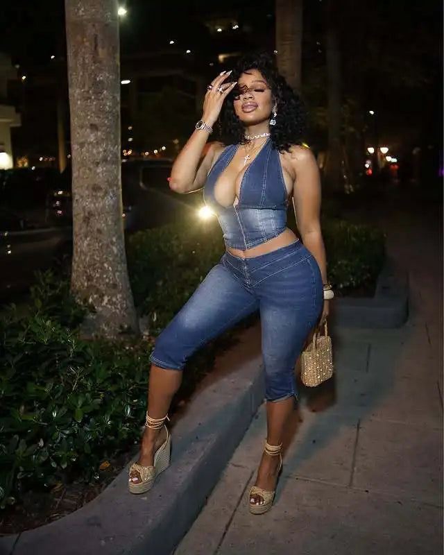 HLJ&GG Blue Fashion Denim Halter Two Piece Sets Women Sleeveless Backless Slim Crop Top And Skinny Jean Pants Outfits Streetwear