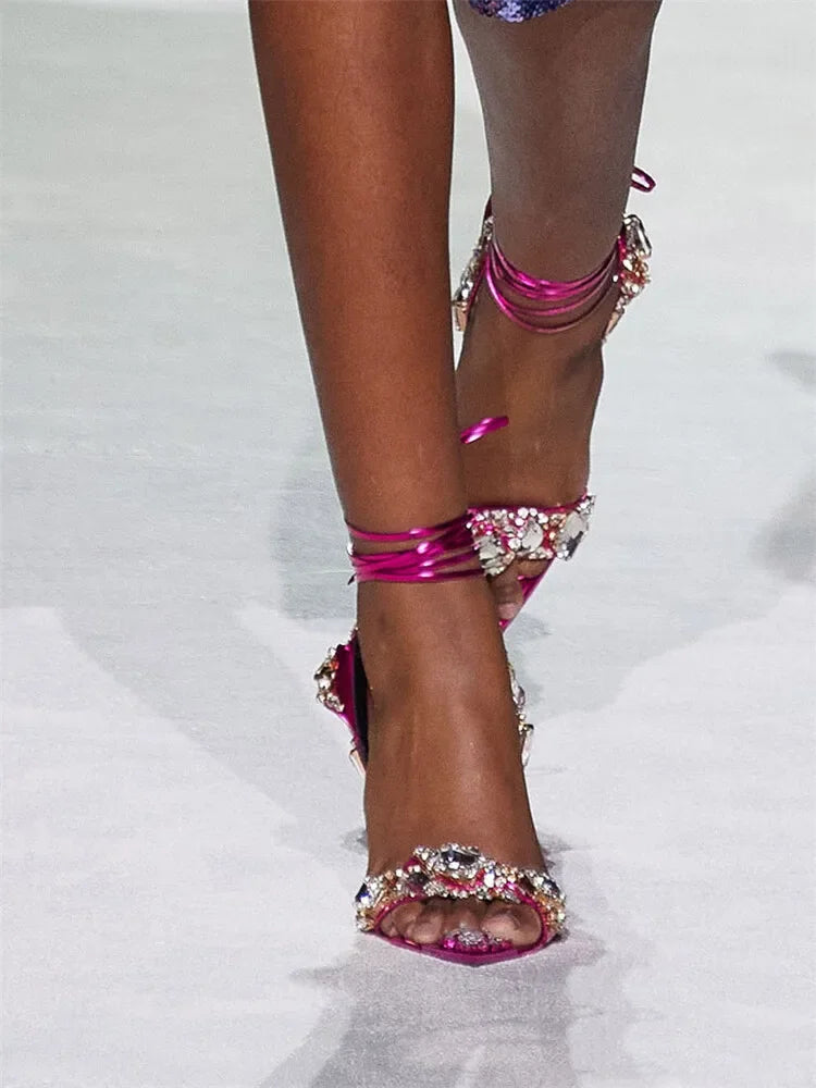 2024 Luxury Rhinestone Pointed Sandals Prom Super High Heel Sandals Slim Heel Dress Show Sandals Oversized 34-43 Women's Shoes