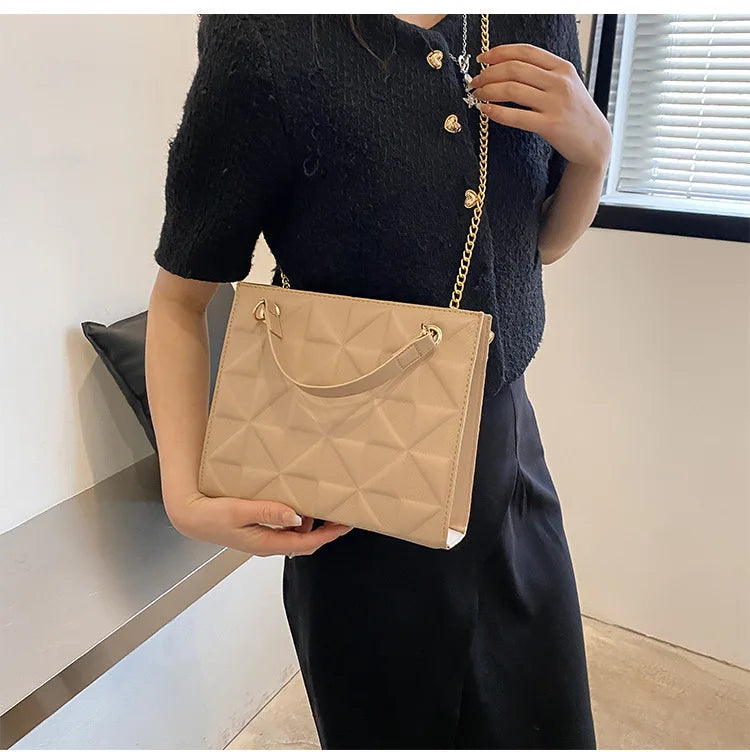 Ladies Fashion Large Capacity Chain Bag Retro Square Tote Bag Diamond Texture Shoulder Crossbody Daily Hundred Underarm Handbag
