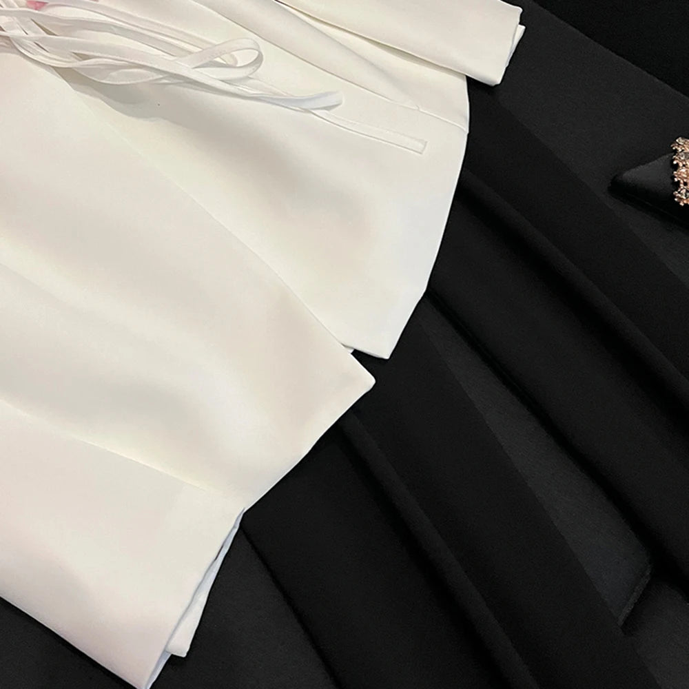 TWOTWINSTYLE Sweet Spliced Appliques Blazers For Women V Neck Long Sleeve Spring Temperament Coat Female Fashion New KJA533232