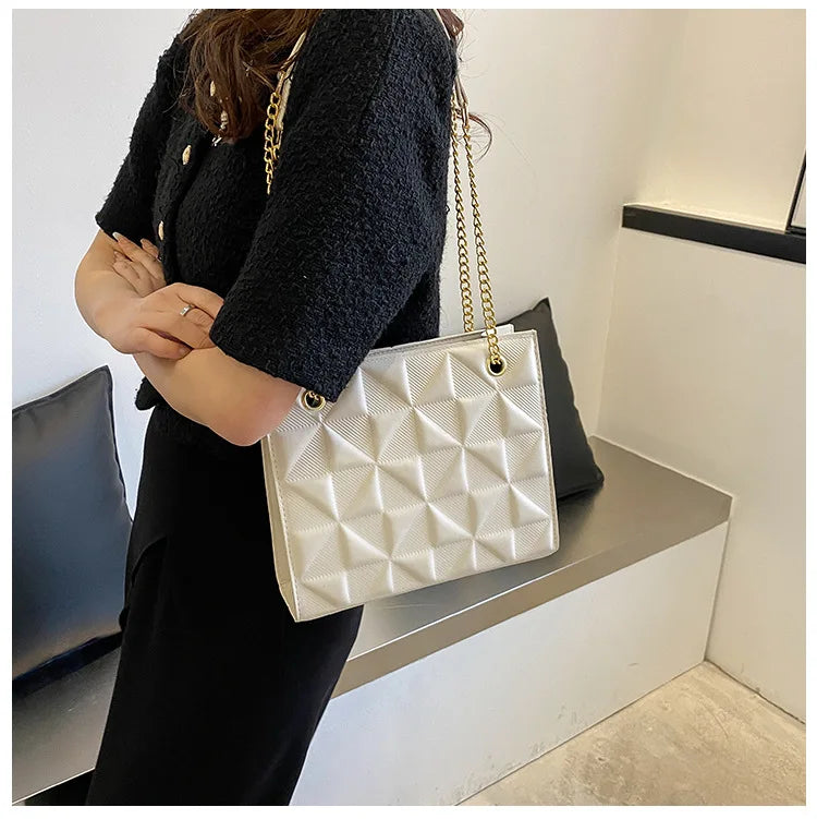 Ladies Fashion Large Capacity Chain Bag Retro Square Tote Bag Diamond Texture Shoulder Crossbody Daily Hundred Underarm Handbag