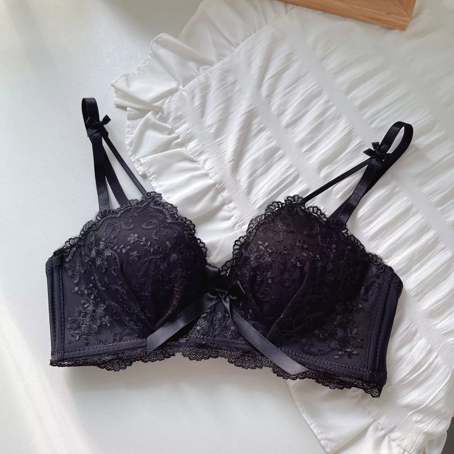 Lace Floral Sexy Lingerie Adjustable Push Up Bras Comfortable Wireless Bralette Intimates Underwear Brassiere Women
