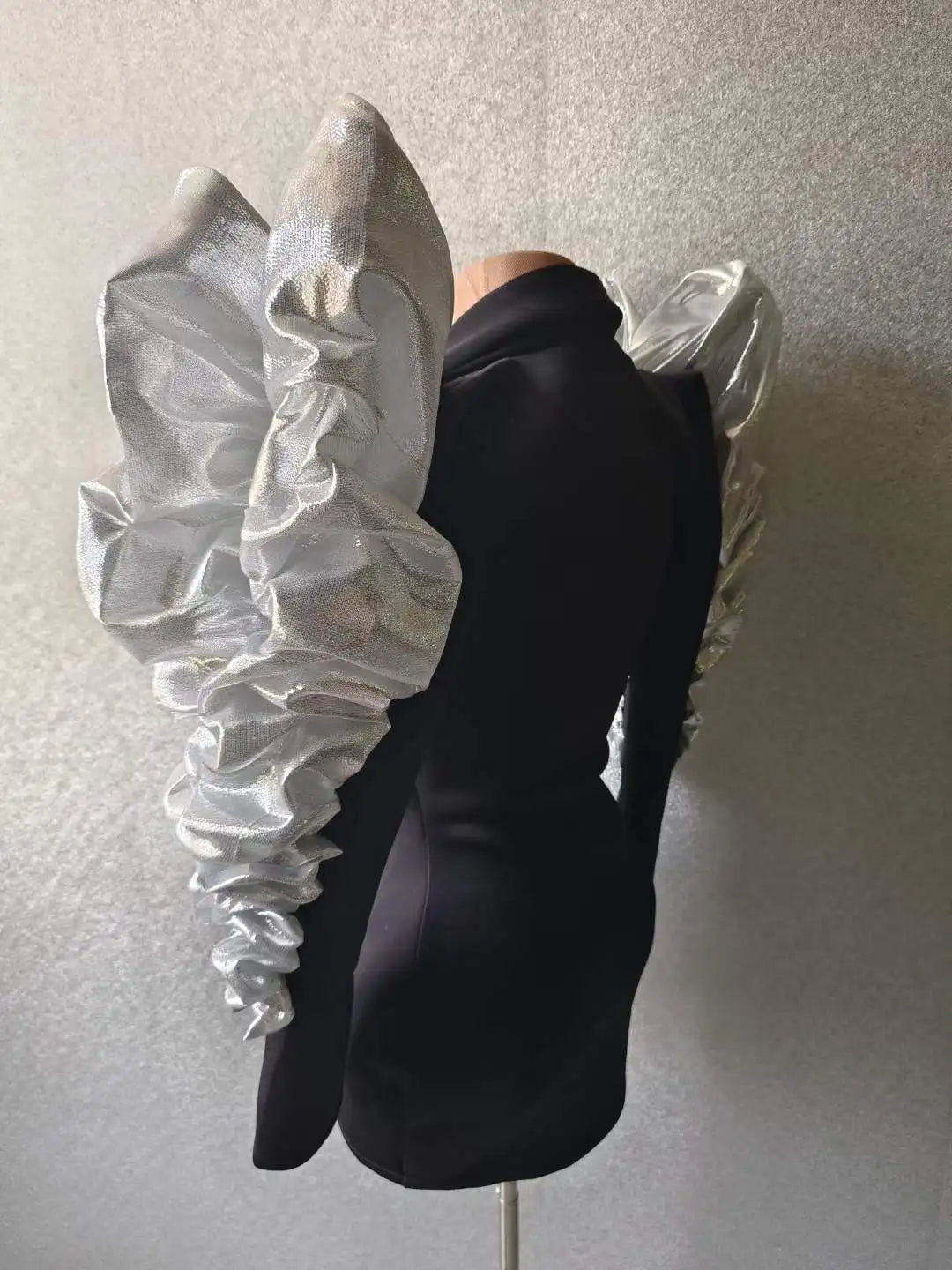 Sparkly Sequins Rhinestones Big Sleeves Black Jacket Sexy Singer Dancer Nightclub Jazz Dance Costume Performance Show Stage Wear