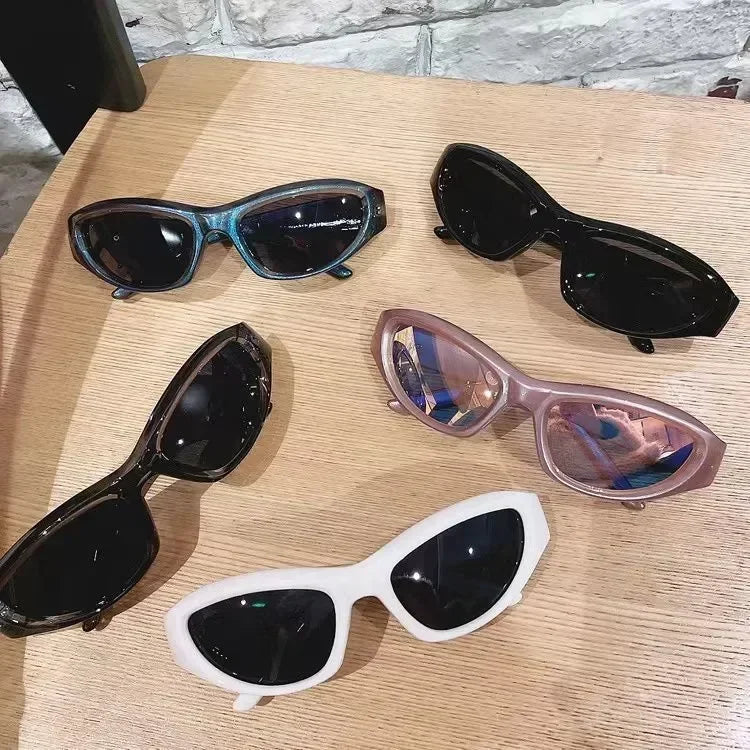 Vintage Punk Sports Sunglasses Women Men Y2K Style Cat Eye Sun Glasses Mirror Fashion Eyewear 2000s Retro Shades Gafas De Sol