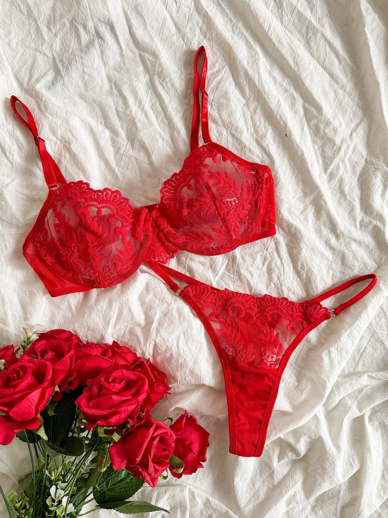 Floral tube Embroidered no padding Bra & Thongs Panties, Underwire Lingerie Set, Women's Lingerie & Underwear