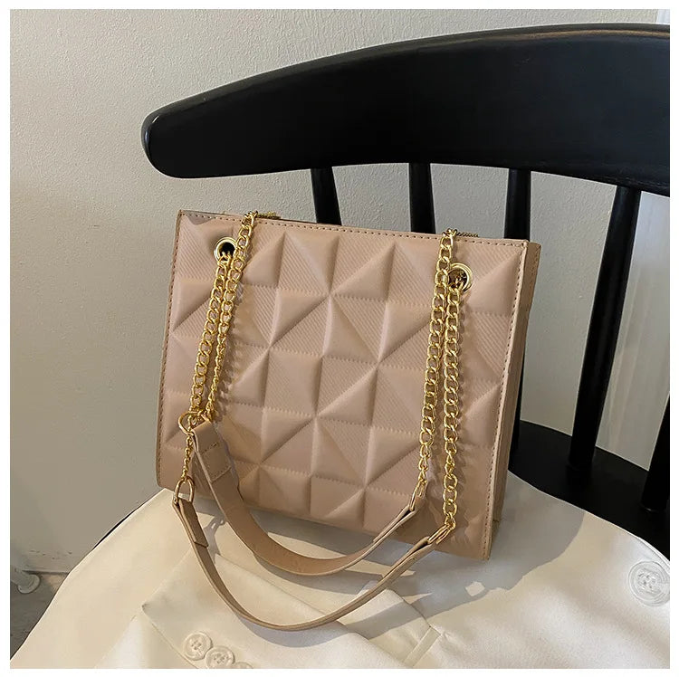 Ladies Fashion Large Capacity Chain Bag Retro Square Tote Bag Diamond Texture Shoulder Crossbody Daily Hundred Underarm Handbag