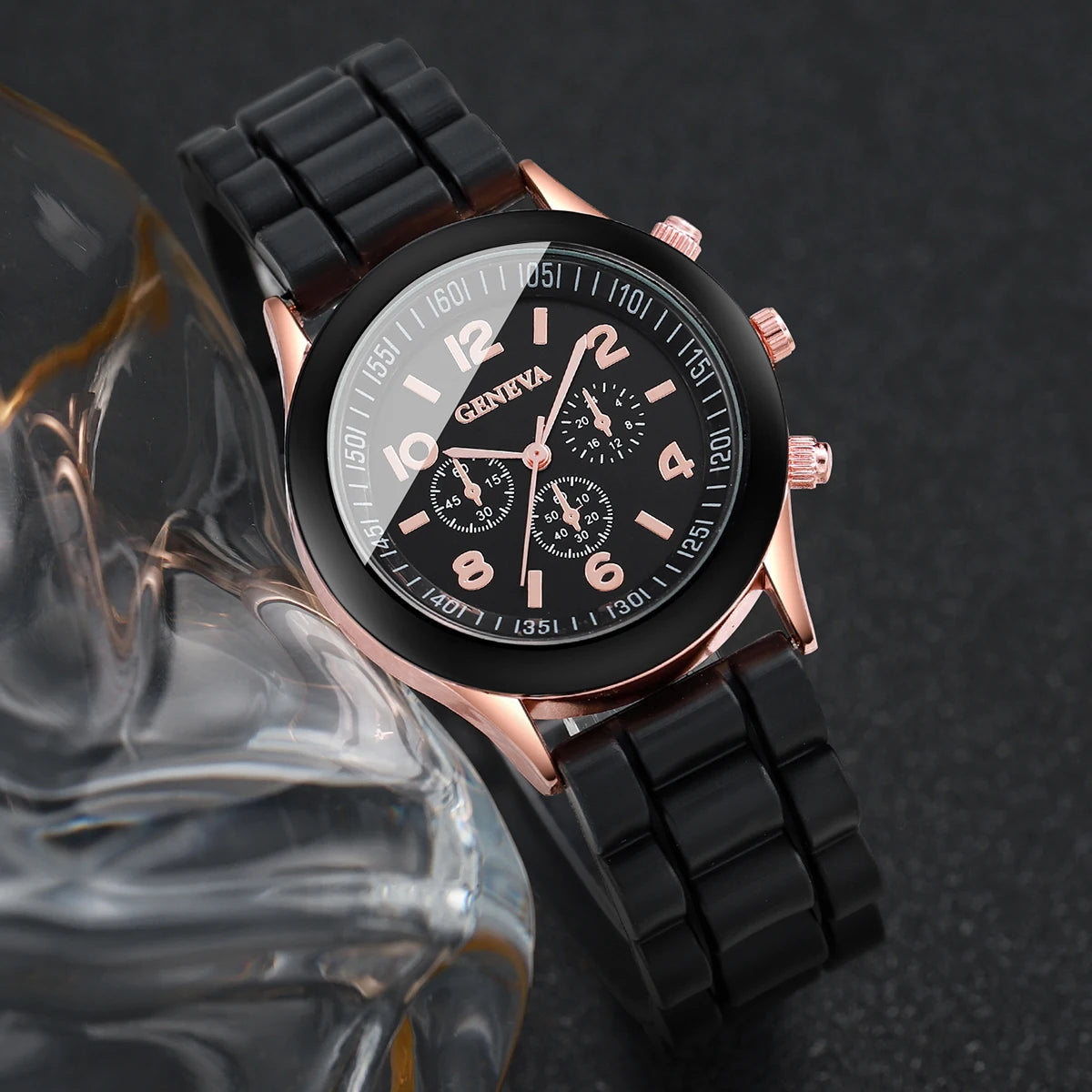 4PCs/Set Women Silicone Watch White Pink Red Black Colors Quartz Watch Set