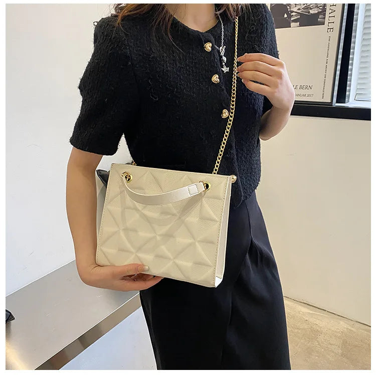 Ladies Fashion Large Capacity Chain Bag Retro Square Tote Bag Diamond Texture Shoulder Crossbody Daily Hundred Underarm Handbag