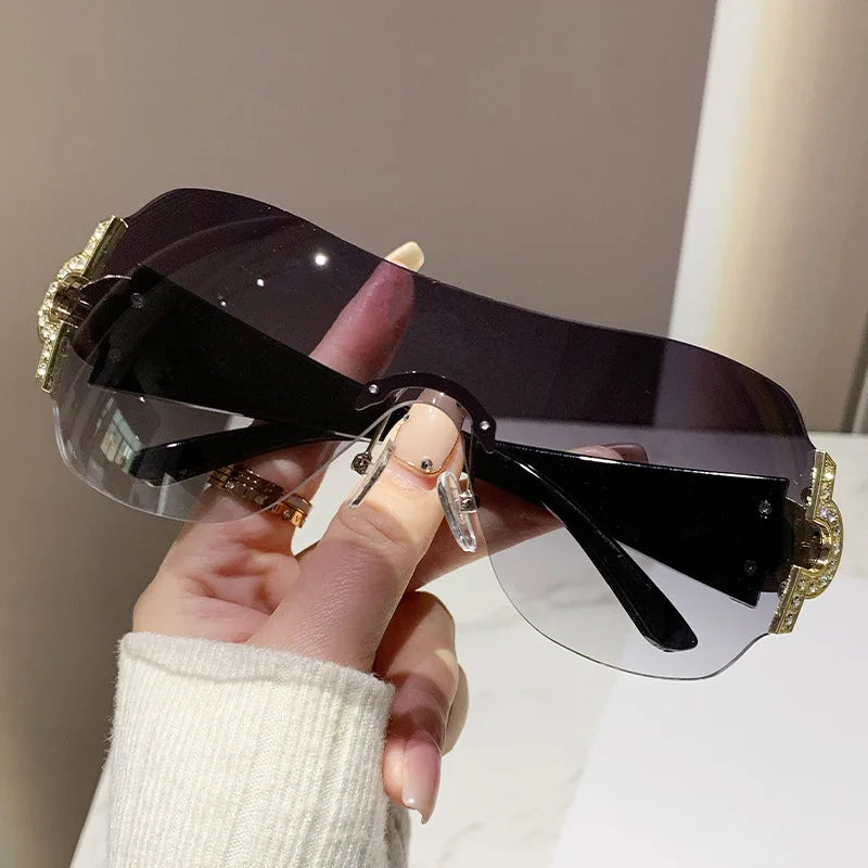 New Women Fashion Y2k Sunglasses Women's Vintage Integrated Surround Sun Glasses Lady UV Protective Eyewear UV400 Oculos De Sol