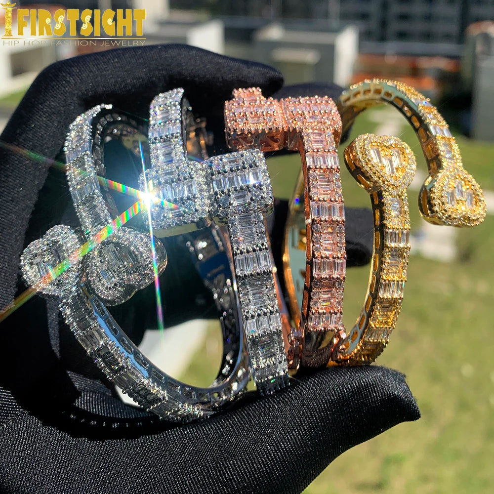 2025 New Iced Out Bling Opened Heart Zircon Charm Bracelet Rectangle AAA CZ Hearts Bangle For Men Women Hiphop Luxury Jewelry