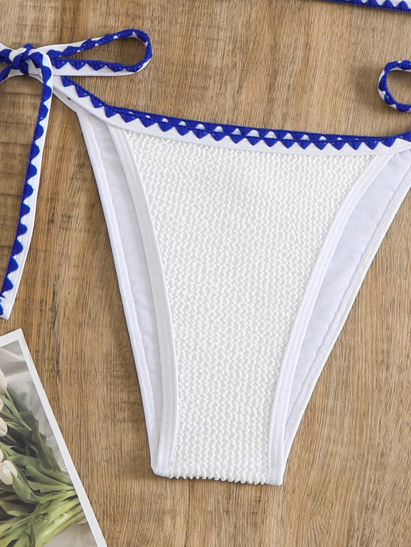 Bikini Swimsuit 2025 New Sexy Slim Fit Backless Swimsuit Hanging Neck Small Lace Split Swimsuit