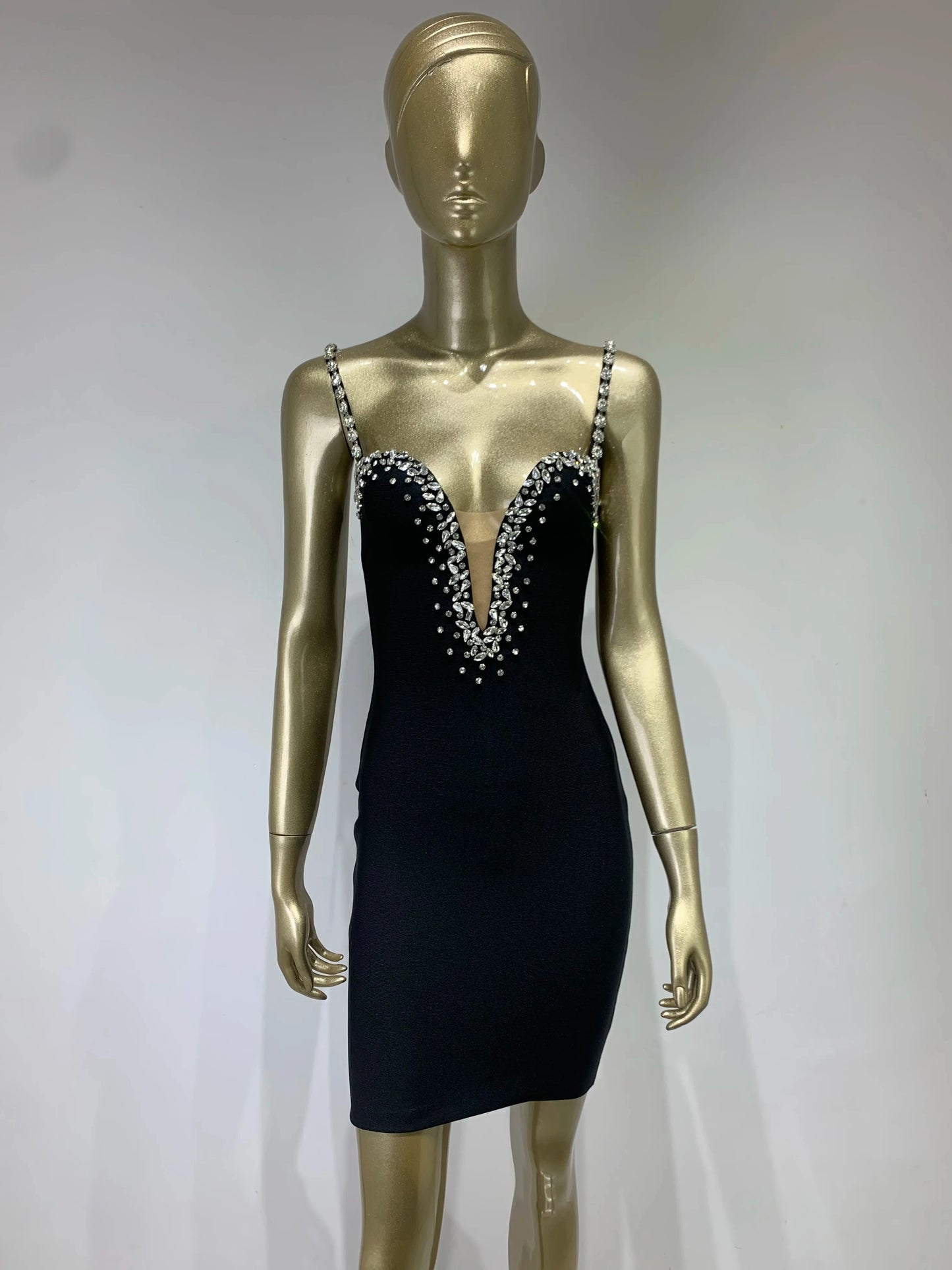 New Women Celebrity Sexy V Neck Beading Backless Black Mini Bandage Dress 2025 Knitted Elegant Evening Club Party Dress