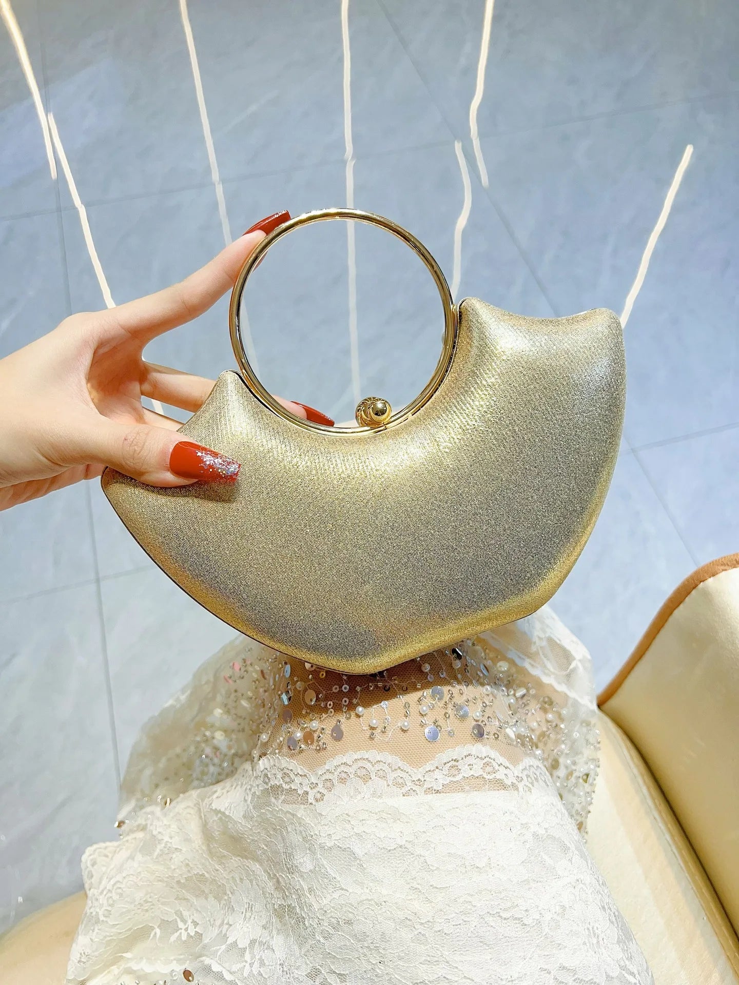 Luxurious Design Sparkling Banquet Clutch Bag Fashion Pearl inlay Wedding Handbag Lady Chain Shoulder Bag New Clutch Purse