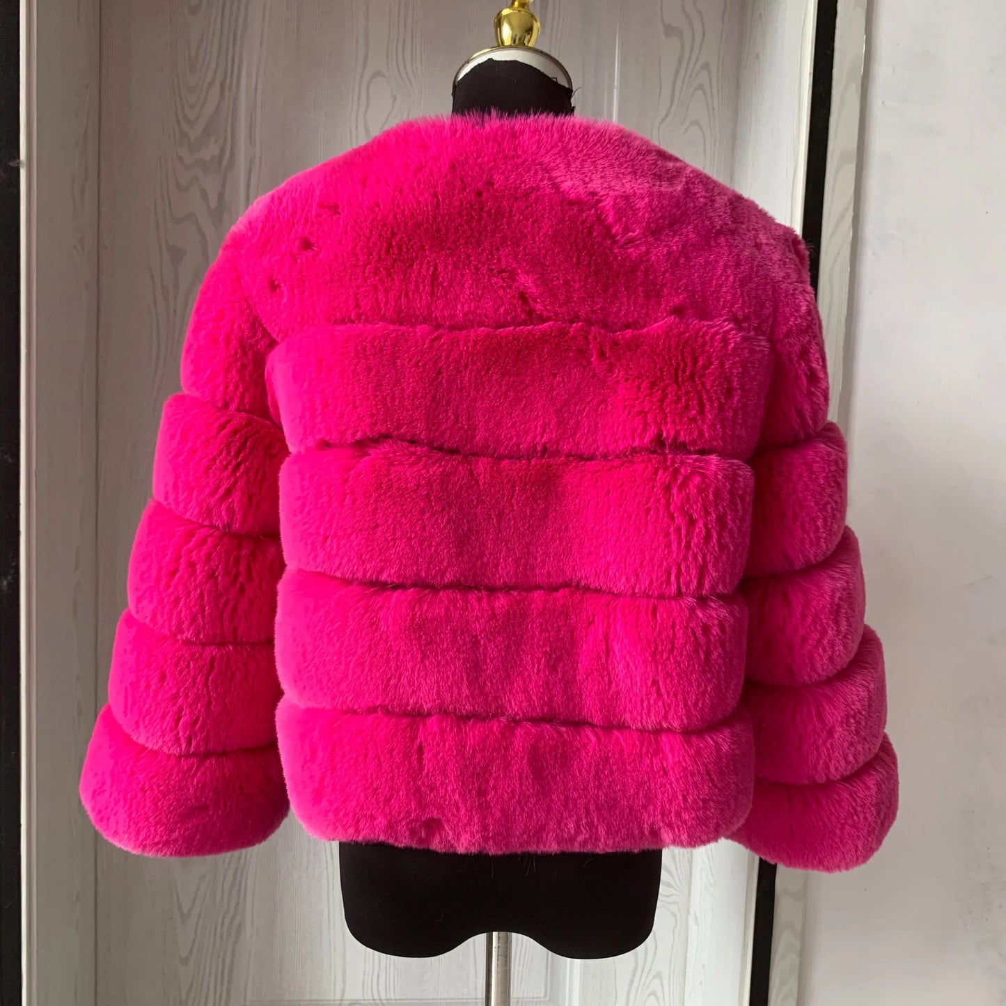 Damenmode Kunstpelzmantel superheiß Herbst Winter Damen kurze Kunstfuchsjacke flauschig hohe Qualität 7XL Damen Pelzmäntel
