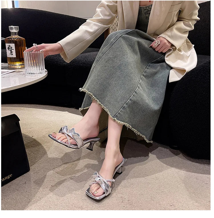 2024 Summer New Velcro Casual Roman Beach Sandals Plus Size 36-43 Thick Soled Outer Wear Sandals