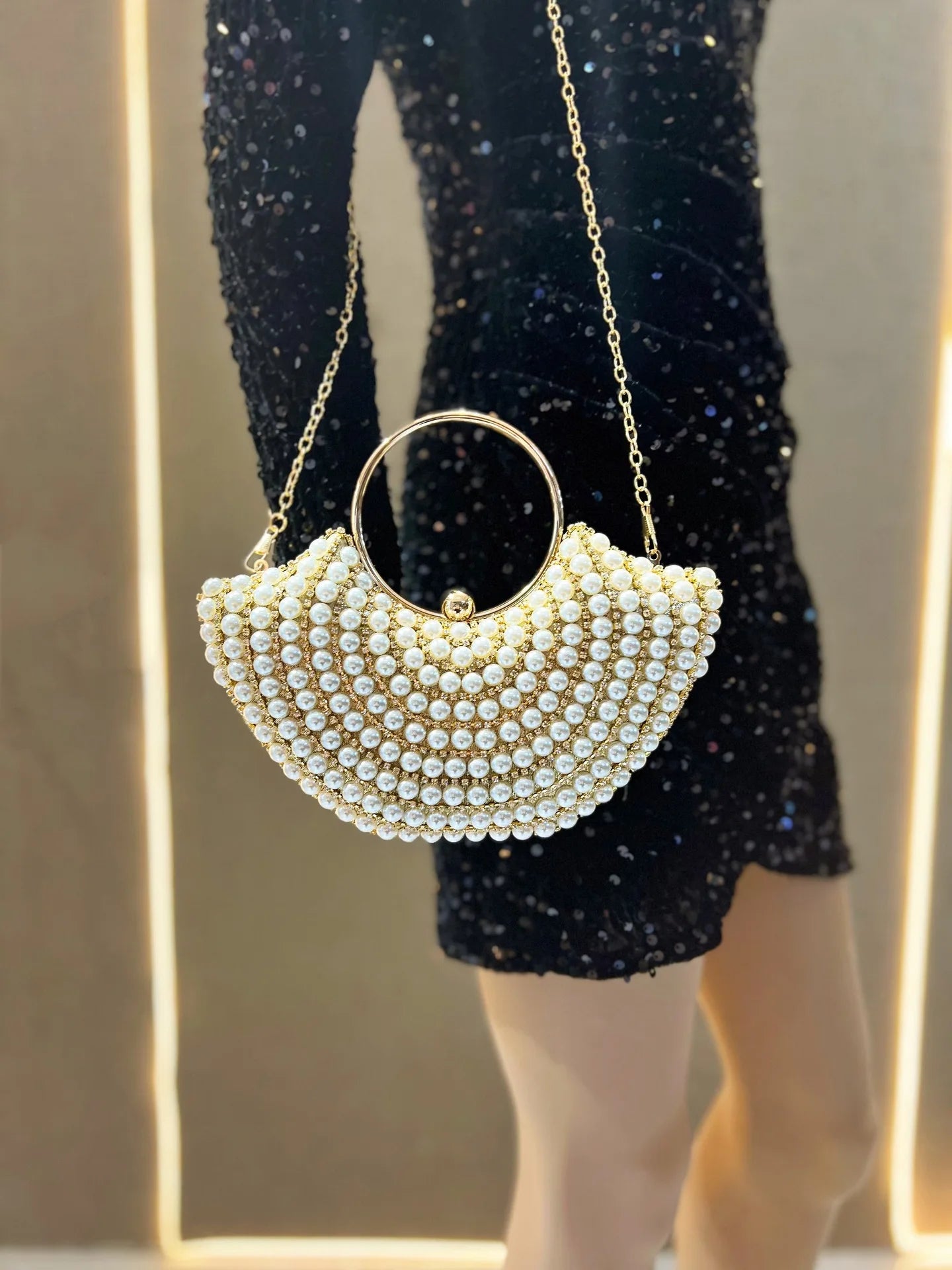 Luxurious Design Sparkling Banquet Clutch Bag Fashion Pearl inlay Wedding Handbag Lady Chain Shoulder Bag New Clutch Purse