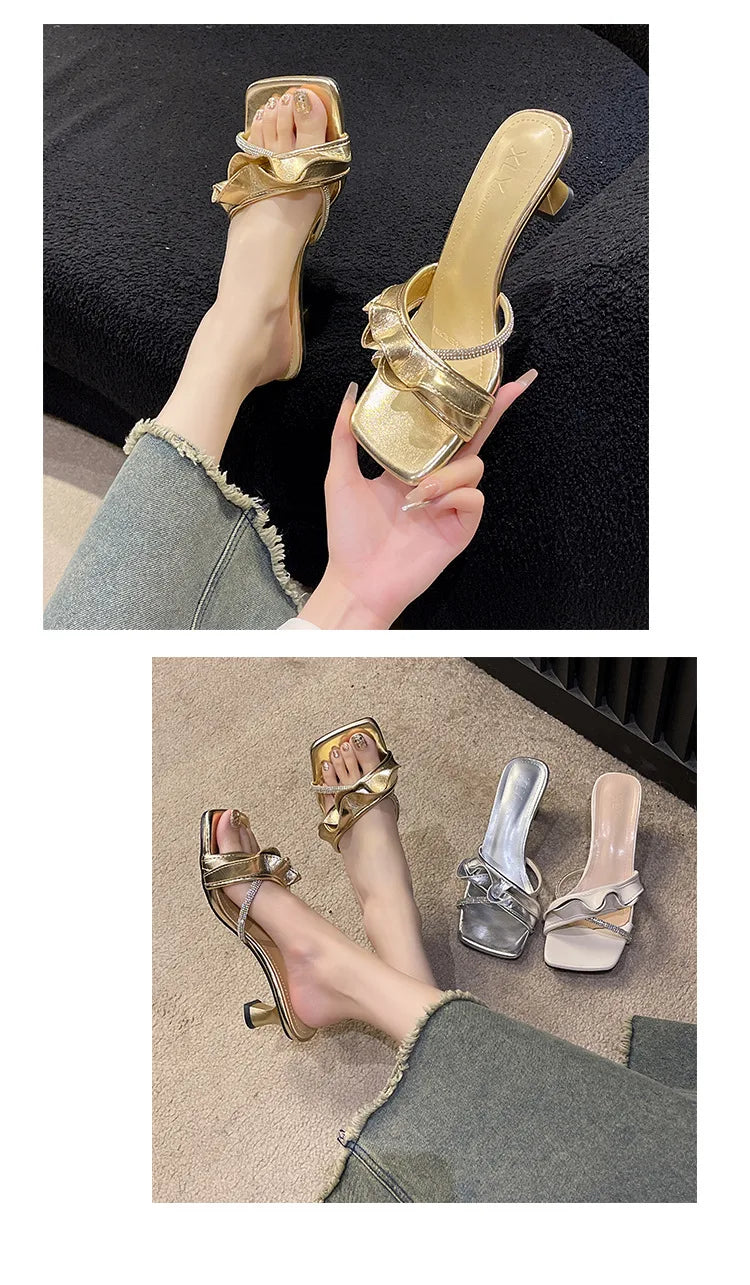 2024 Summer New Velcro Casual Roman Beach Sandals Plus Size 36-43 Thick Soled Outer Wear Sandals