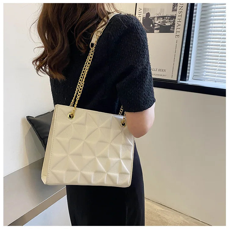 Ladies Fashion Large Capacity Chain Bag Retro Square Tote Bag Diamond Texture Shoulder Crossbody Daily Hundred Underarm Handbag