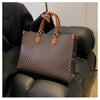 Large-capacity women's bags in Europe and the United States retro shoulder bag classic letters PU commuter handbags women