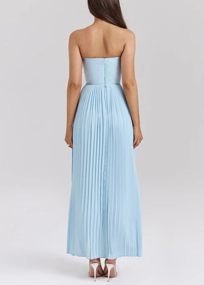 Pure sexy French high-end tube top one-shoulder dress female long seaside holiday pleated skirt