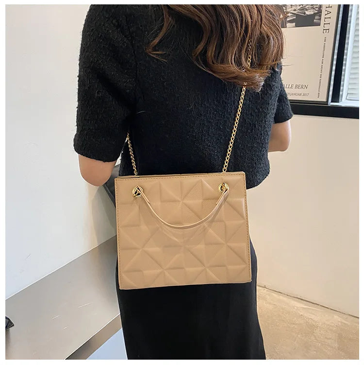 Ladies Fashion Large Capacity Chain Bag Retro Square Tote Bag Diamond Texture Shoulder Crossbody Daily Hundred Underarm Handbag