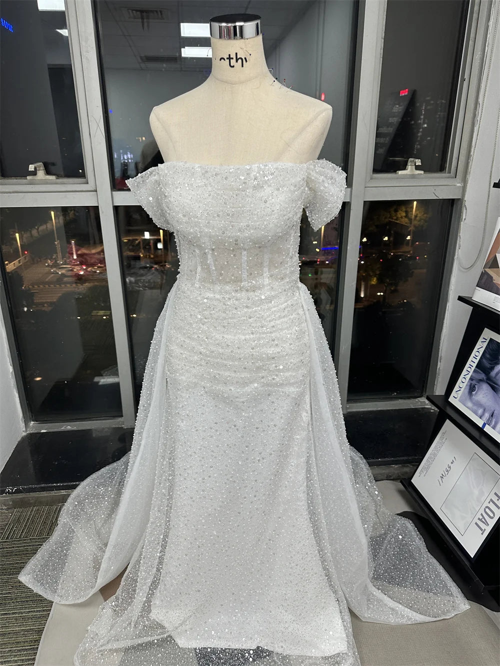 Bella White Glitter Prom Dresses Shiny Sequins Mermaid Wedding Dress Customized Long Train Off Shoulder Vestidos De Fiesta 2024
