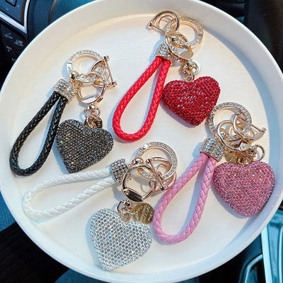 Clay diamond full diamond love key chain studded leather rope cross-border heart-shaped car key chain female exquisite pendant.