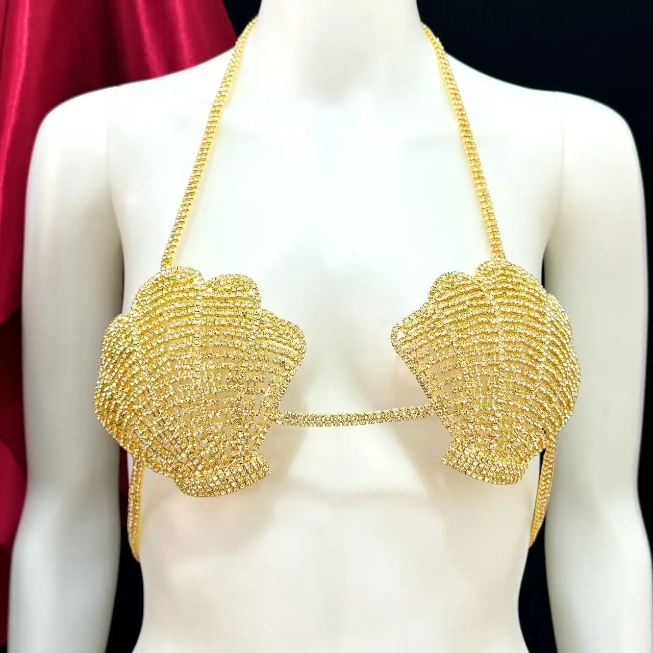 European and American fashion exaggerated shell shaped bikini chest chain sexy rhinestone chest chain nightclub party body chain