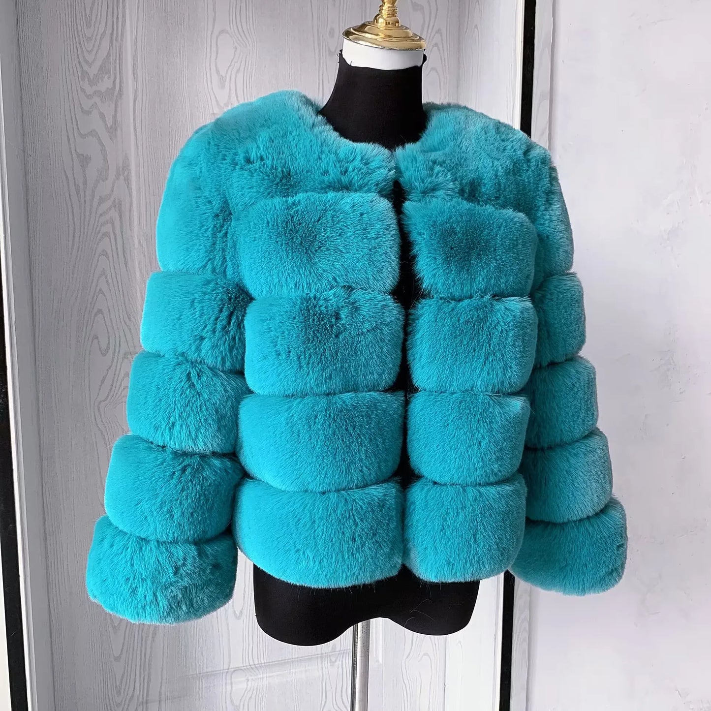 Damenmode Kunstpelzmantel superheiß Herbst Winter Damen kurze Kunstfuchsjacke flauschig hohe Qualität 7XL Damen Pelzmäntel