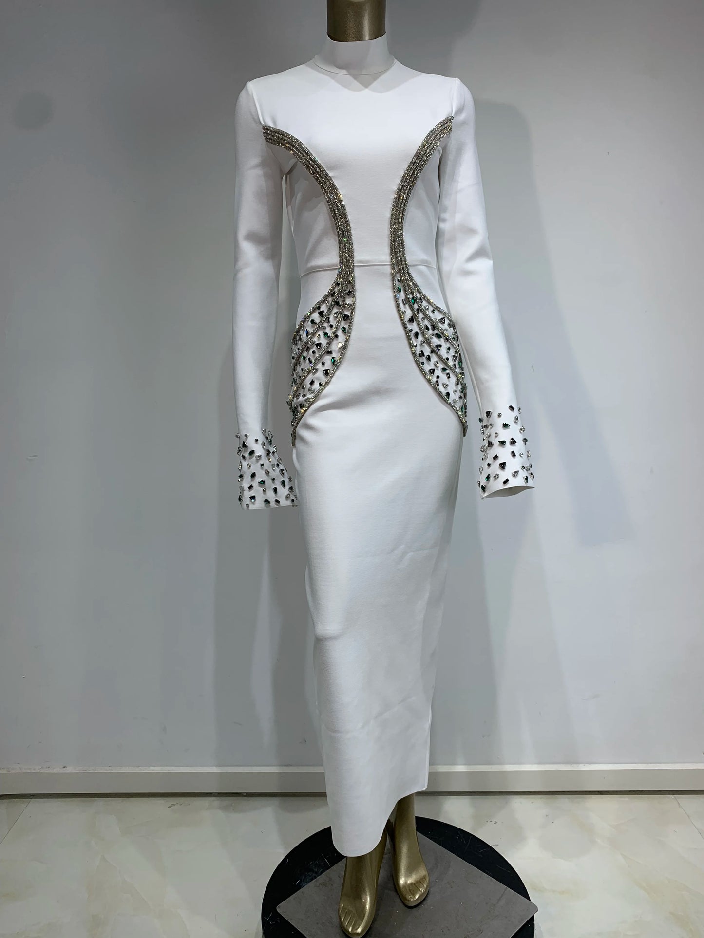 Women Celebrity Sexy Beading Crystal Diamonds Black White Maxi Long Bodycon Bandage Dress 2024 Elegant Evening Club Party Dress