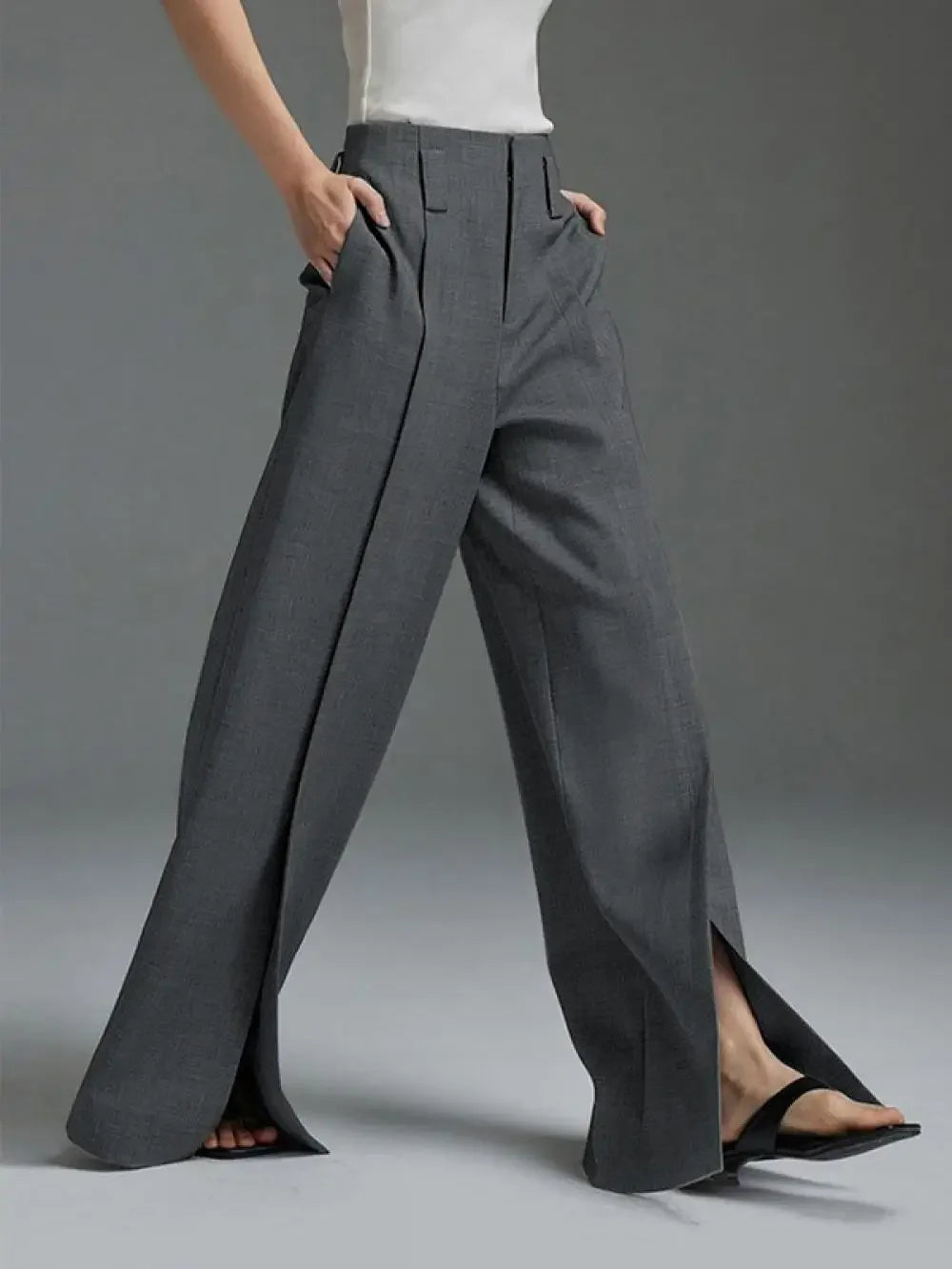 Yeezzi Urban Female Suit Pants 2025 New Fashion Black White Color Loose Straight Pant High-Waisted Pleated Split-Front Trousers