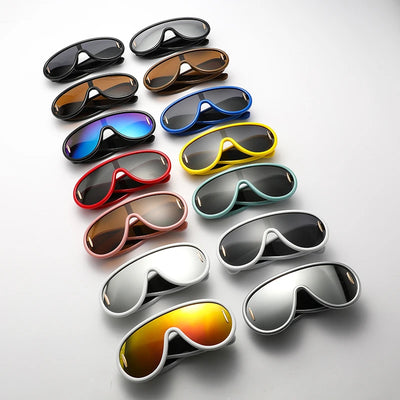 New Fashion Personality Hip Hop Cool Cyberpunk Sunglasses with Large Frame UV400 Anti UV Eyeglasses Oculos De Sol Feminino